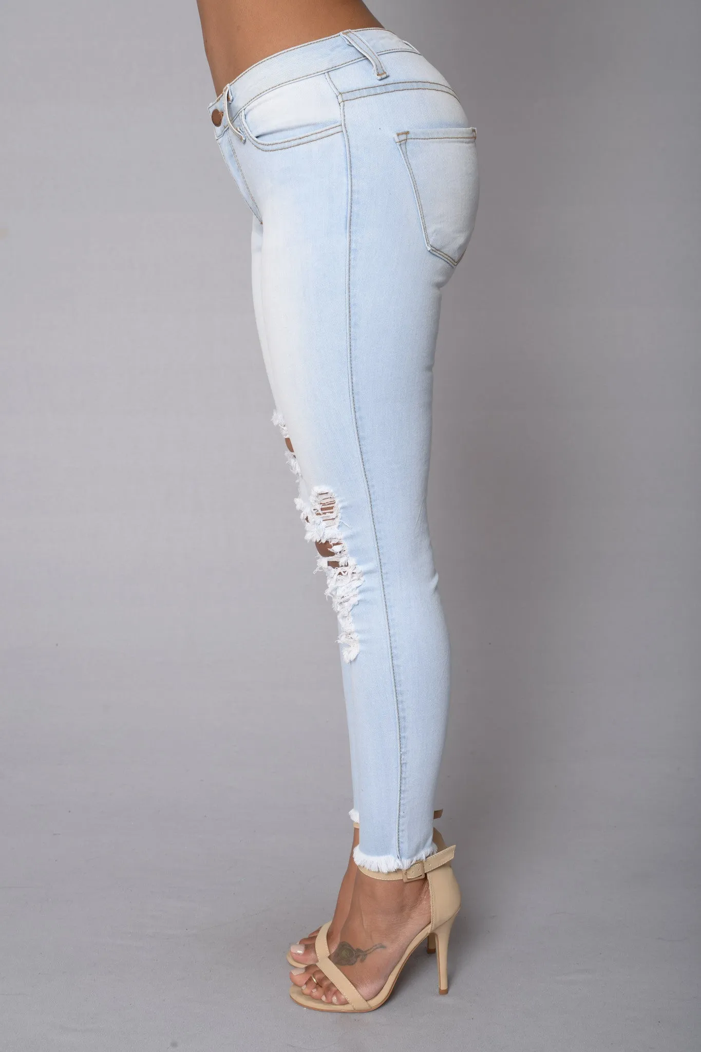 Bad Gal Jeans - Light Wash
