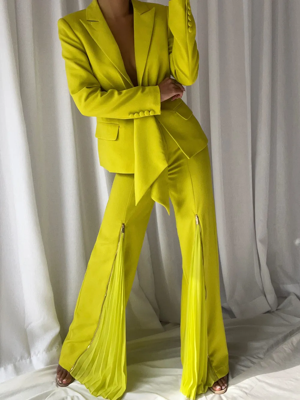 PENNY Blazer & Pants Set in Green