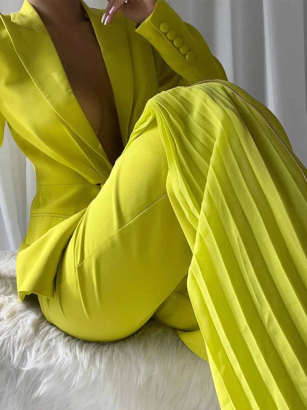 PENNY Blazer & Pants Set in Green